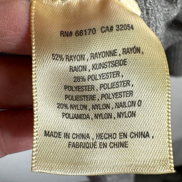 Anthropologie Moth Saskia Rolled Neck Tunic Sweater, Light Grey, Size Large - Picture 8 of 14